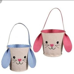 PERSONALIZED Easter baskets.